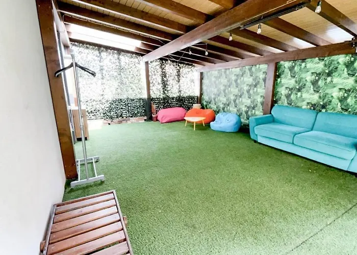 Terrace Nest - Relaxing Family Apartment, Parking Kluž