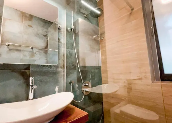 Terrace Nest - Relaxing Family Apartment, Parking